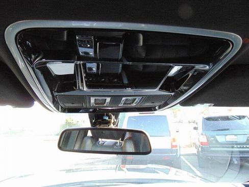 Used 2015 Land Rover Range Rover Supercharged image 29