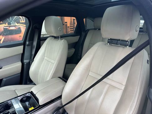 Used 2020 Land Rover Range Rover Velar R-Dynamic S image 17