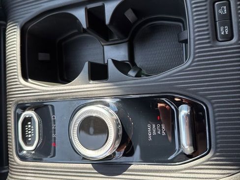 New 2026 Jeep Cherokee Limited image 26