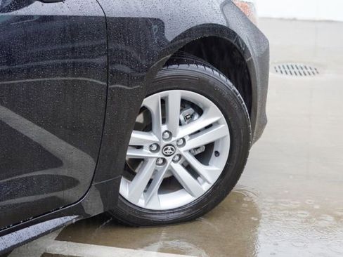 Used 2021 Toyota Corolla SE image 8