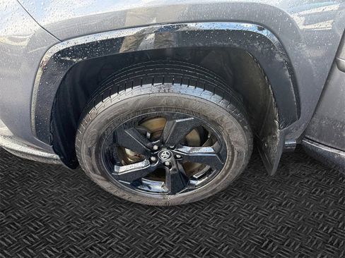Used 2020 Toyota RAV4 XSE image 10
