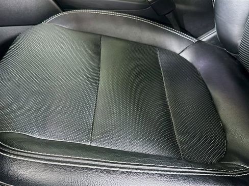 Used 2020 Ford Escape Titanium w/ Titanium Premium Package 2.0 image 21