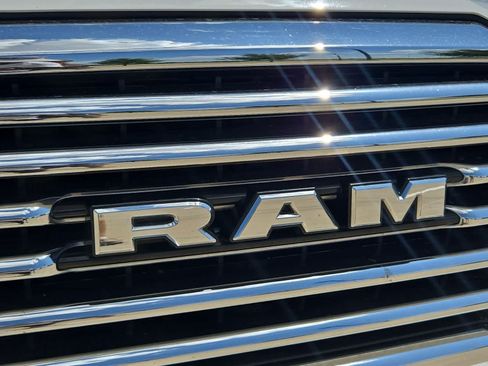Used 2022 RAM 2500 Limited AWD/4WD image 10