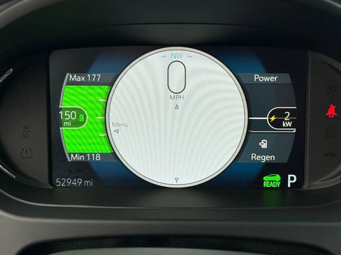 Used 2017 Chevrolet Bolt Premier w/ Driver Confidence II Package image 30