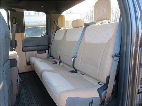 Used 2024 Ford F250 XLT image 5