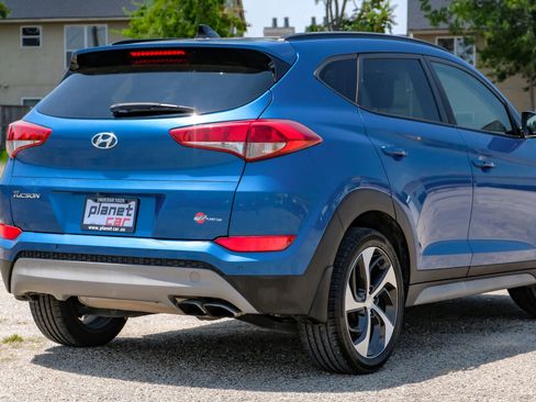 Used 2018 Hyundai Tucson Value w/ Cargo Package image 12