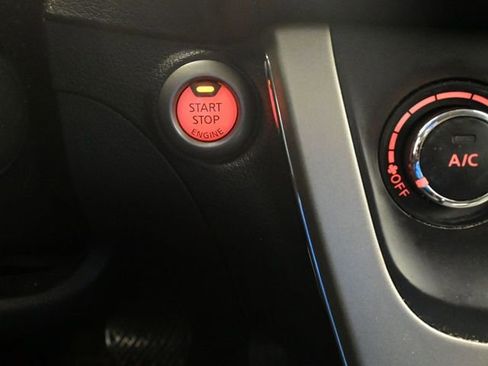 Used 2015 Nissan Sentra SV image 16