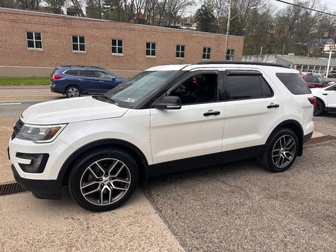 Used 2016 Ford Explorer Sport image 4