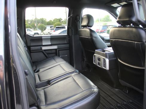 Used 2015 Ford F150 Lariat w/ Equipment Group 501A Mid AWD/4WD image 27