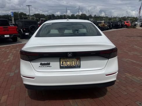 Used 2024 Honda Accord EX image 13