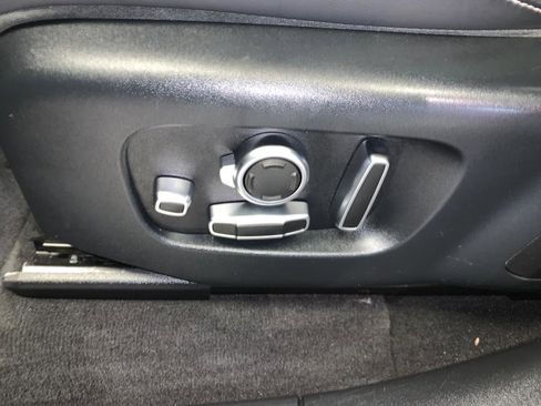 Used 2020 Land Rover Range Rover Velar R-Dynamic HSE image 18