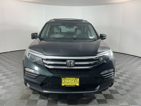 Used 2017 Honda Pilot Touring image 2