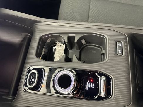New 2026 Jeep Cherokee Laredo AWD/4WD image 32