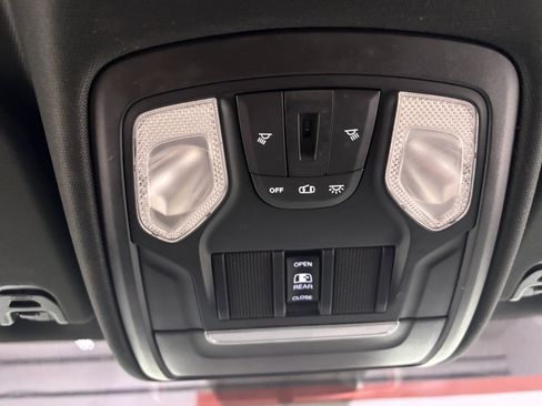 Used 2019 RAM 1500 Rebel AWD/4WD image 27