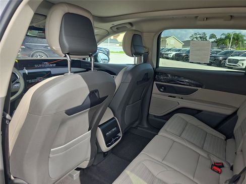 New 2025 Lincoln Nautilus Reserve image 11