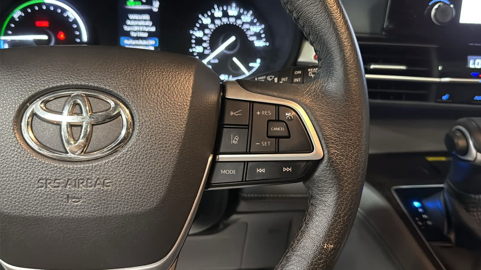 Used 2021 Toyota Sienna XLE w/ XLE Plus Package AWD/4WD image 13