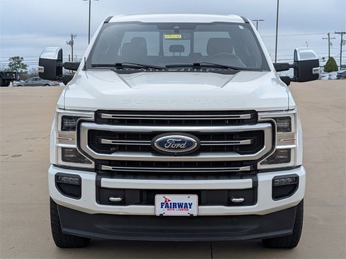 Used 2021 Ford F250 Platinum w/ FX4 Off-Road Package image 2