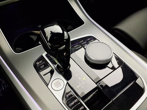 Used 2022 BMW X5 xDrive40i w/ Premium Package image 21