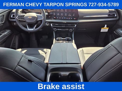 New 2026 Chevrolet Traverse LT w/ Driver Confidence Package FWD image 17
