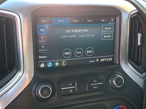 Used 2022 Chevrolet Silverado 1500 LT Trail Boss w/ Bed Protection Package image 18