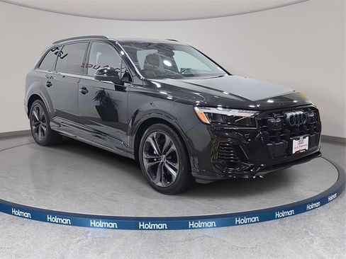 Used 2025 Audi Q7 3.0T Prestige w/ Prestige Package image 4