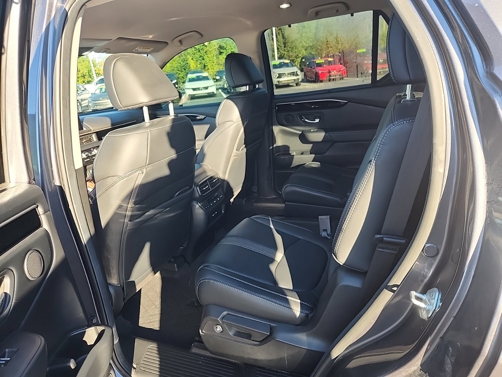 Used 2024 Honda Pilot EX-L image 18