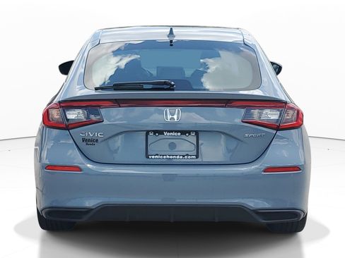 Used 2023 Honda Civic Sport image 5