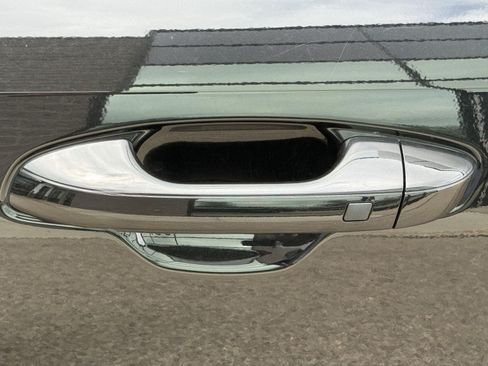 Certified 2024 Kia Niro Wind w/ Wind Preserve Package FWD image 8
