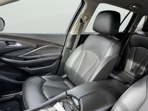 Used 2019 Buick Envision Essence image 13