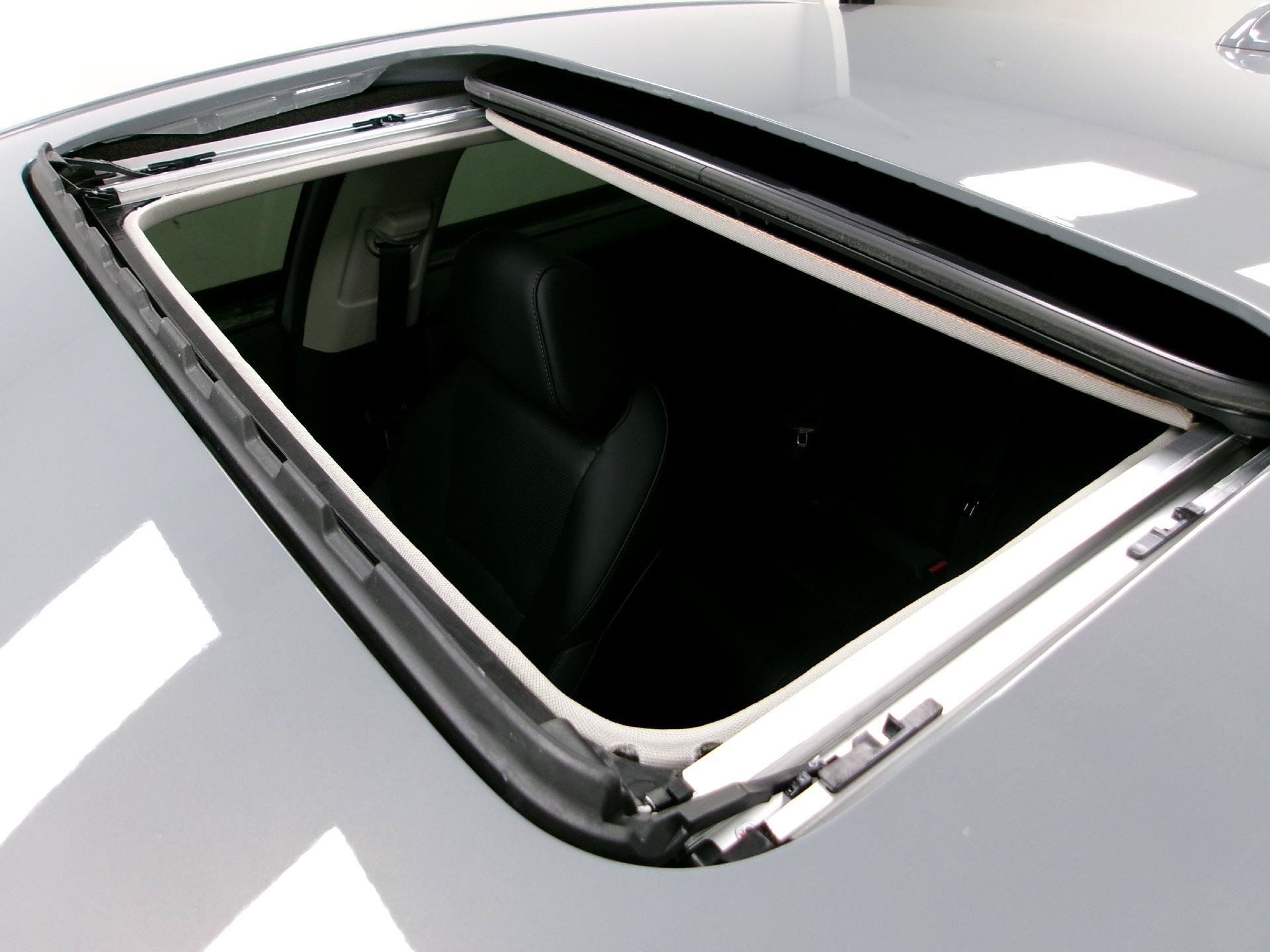 Used 2026 Honda Accord Touring image 4