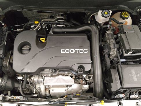 Used 2022 Chevrolet Equinox LS w/ LS Convenience Package FWD image 30