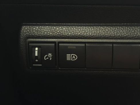 Used 2024 Toyota Corolla SE FWD image 27