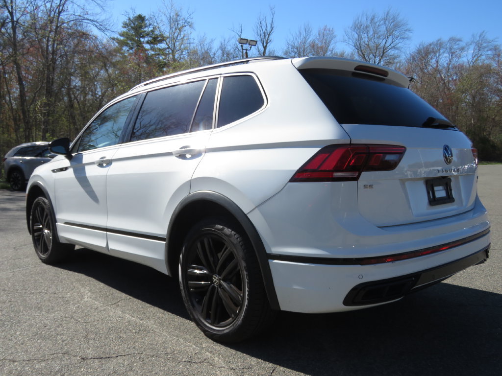 Used 2022 Volkswagen Tiguan SE R-Line AWD/4WD image 7