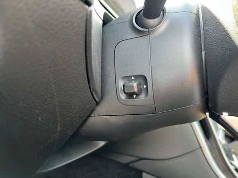 Certified 2025 Mercedes-Benz C 300 4MATIC Sedan image 21