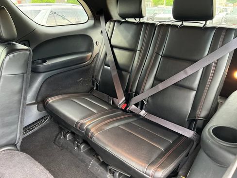 Used 2024 Dodge Durango GT RWD image 17