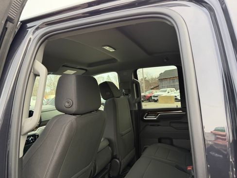 New 2026 GMC Sierra 2500 SLE w/ SLE Convenience Package AWD/4WD image 10