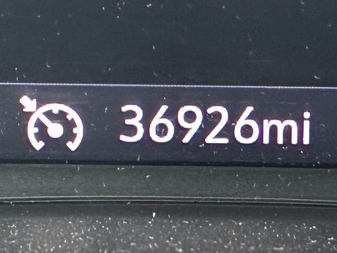 Used 2023 Chevrolet Equinox Premier w/ LPO, Floor Liner Package image 23