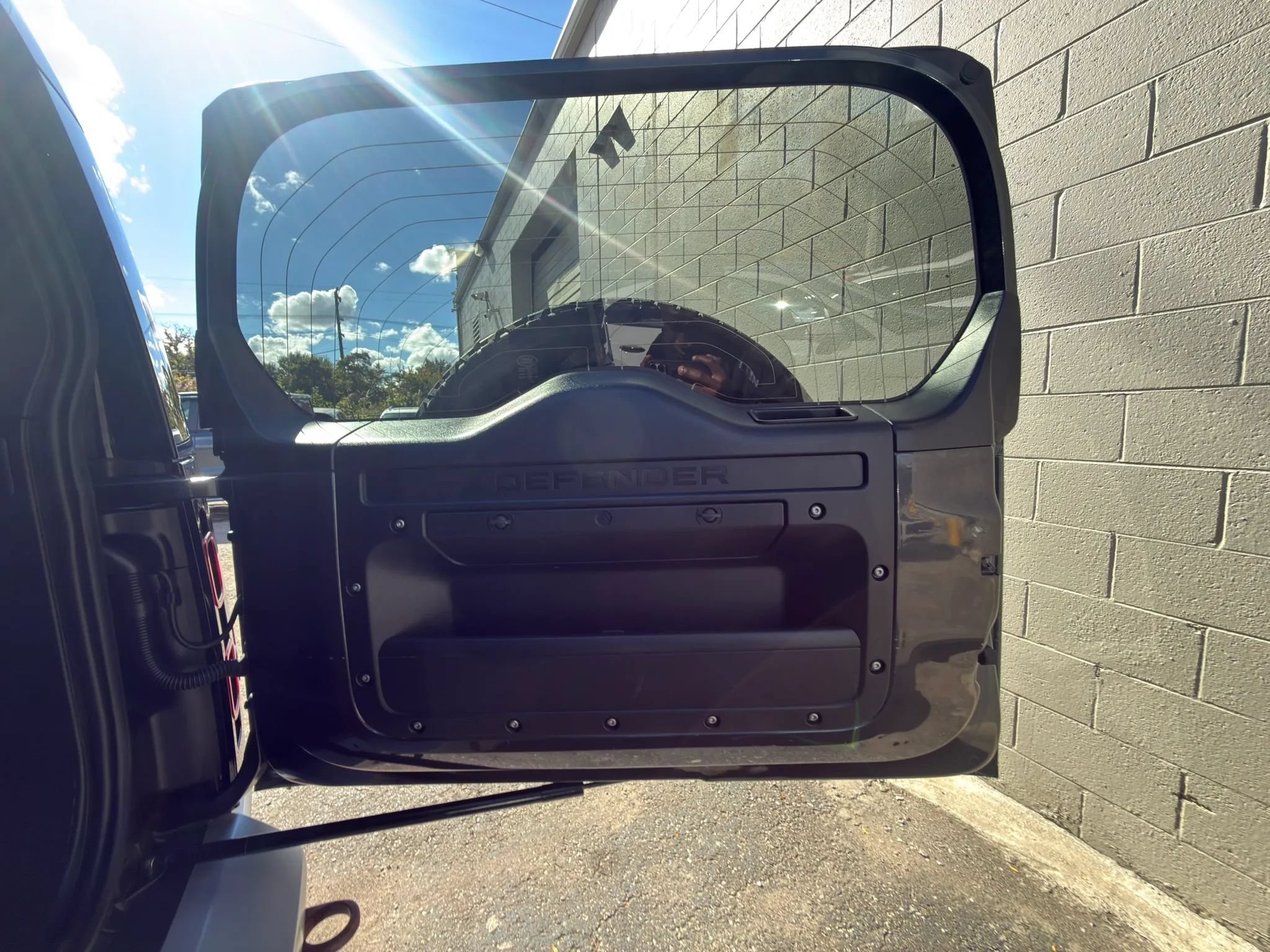 Used 2023 Land Rover Defender 130 First Edition AWD/4WD image 32