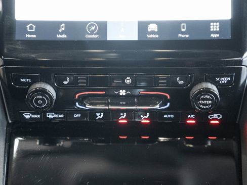 Used 2022 Jeep Grand Cherokee Limited 4xe AWD/4WD image 30
