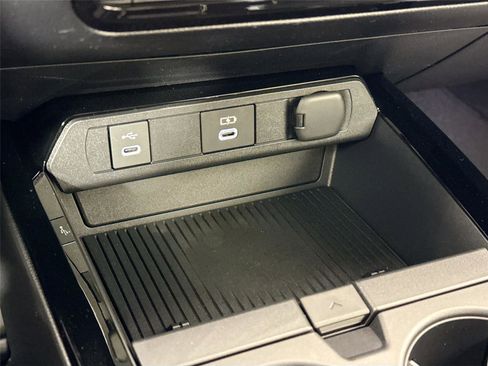 New 2026 Toyota Prius Plug-In Hybrid image 30