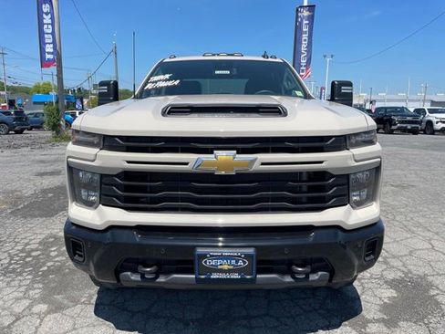 New 2026 Chevrolet Silverado 2500 Custom w/ Custom Value Package AWD/4WD image 16