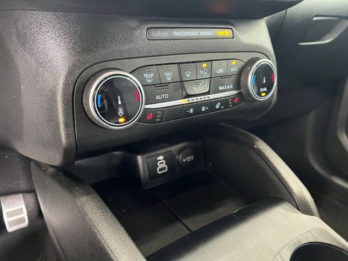 Used 2024 Ford Escape ST-Line AWD/4WD image 19