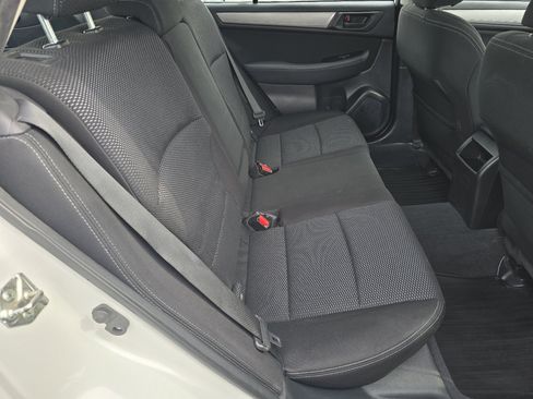 Used 2018 Subaru Outback 2.5i image 25