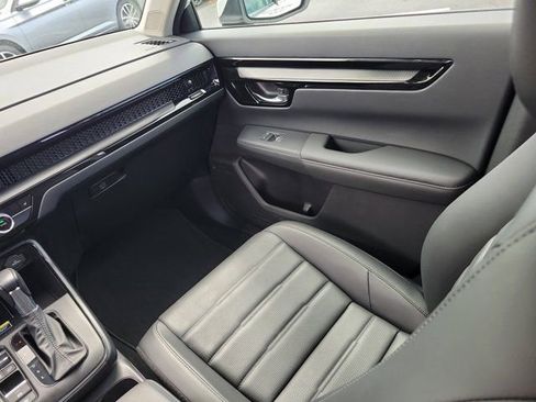 Certified 2025 Honda CR-V EX-L image 4