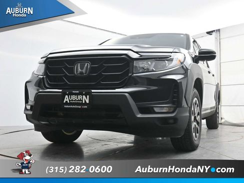 Used 2023 Honda Ridgeline Black Edition image 15