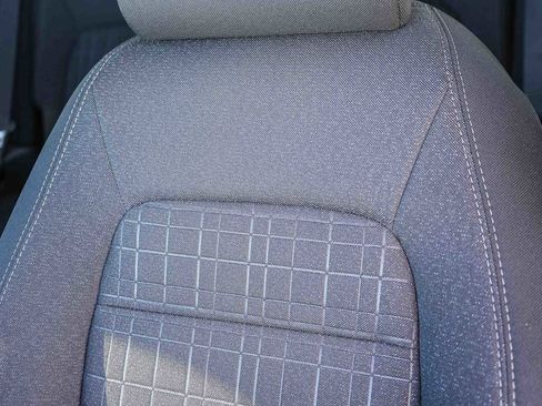 New 2026 Honda HR-V LX image 26