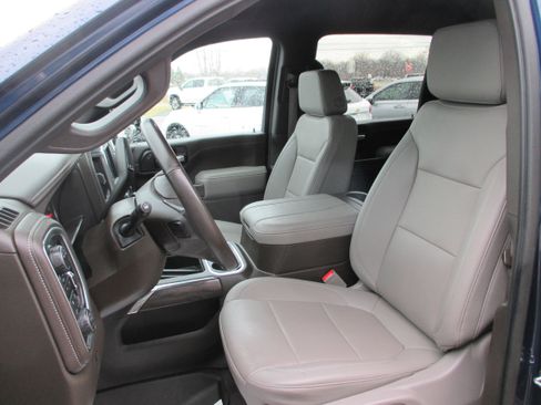 Used 2023 Chevrolet Silverado 2500 LTZ w/ LTZ Plus Package image 13