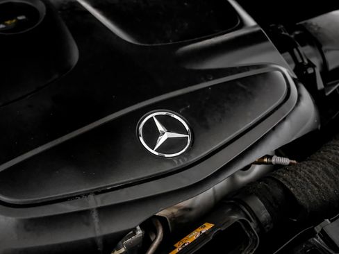Used 2016 Mercedes-Benz GLA 250 image 50