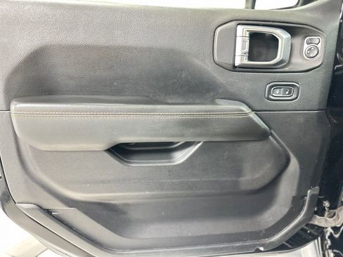 Used 2021 Jeep Gladiator Mojave image 15