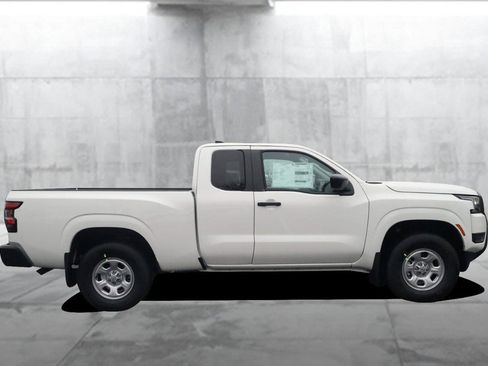 New 2026 Nissan Frontier S image 5